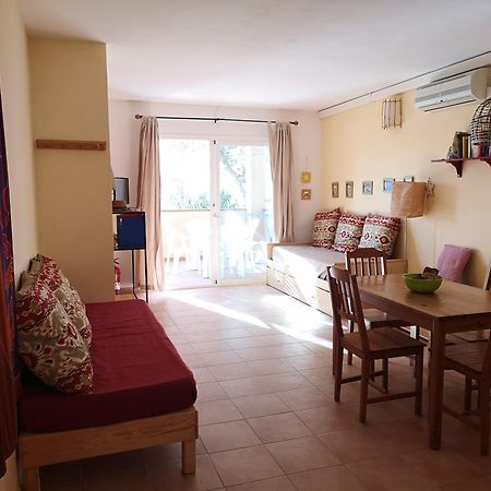 Apartmán Casa Amarilla Es Pujols Exteriér fotografie